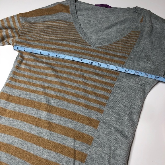 Smart SET Grey & Brown Striped V-neck 3/4 Sleeve Pullover Lightweight Sweater - Picture 12 of 13